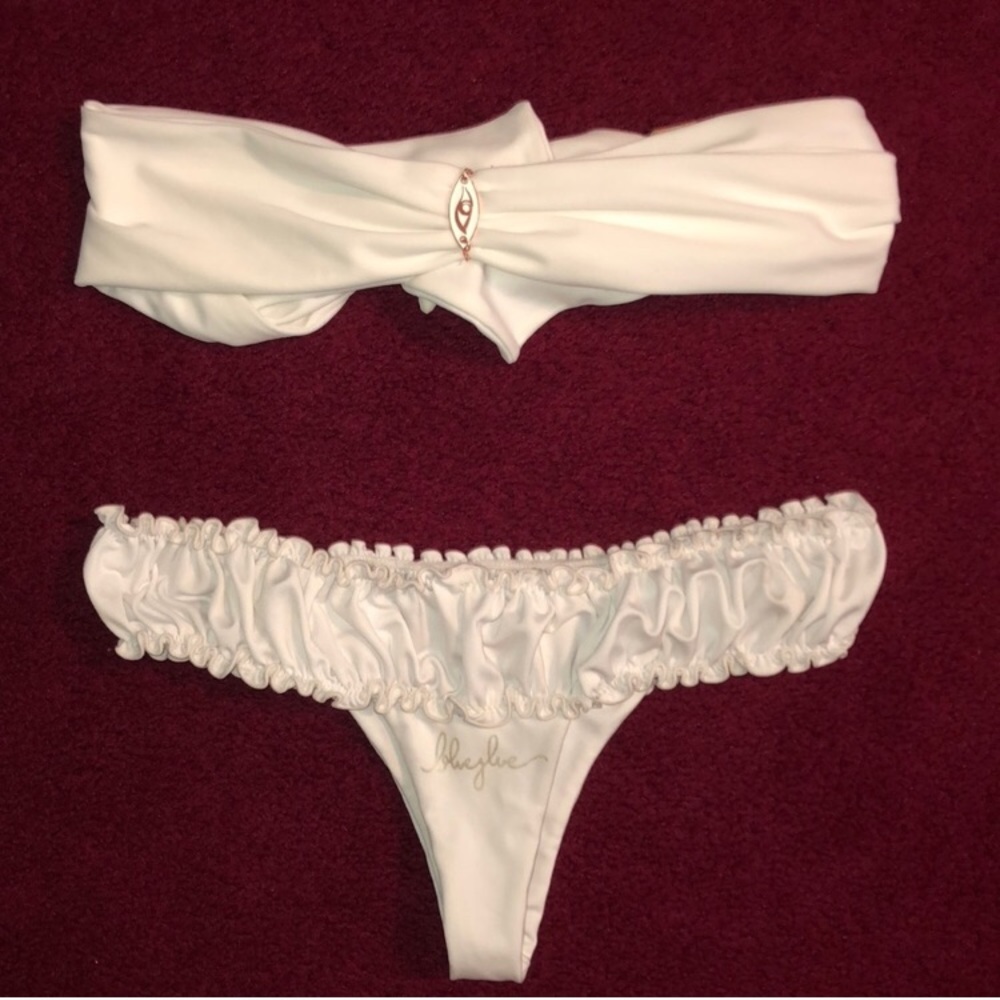 Blue Glue white bikini bottoms size S